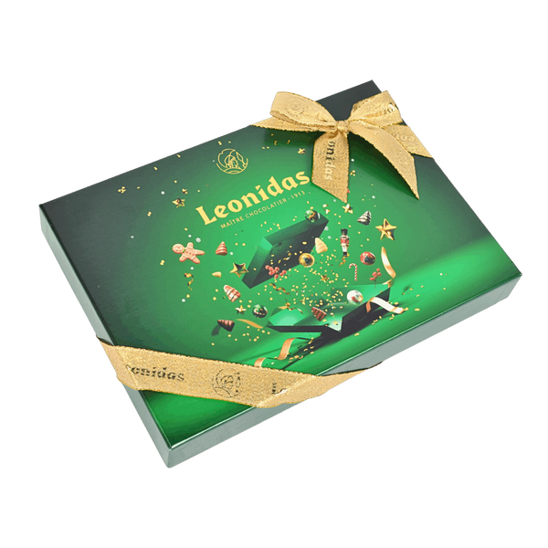 Premium Christmas este o cutie elegantă, verde, Ediție de Crăciun, cu un mix de 42 praline belgiene Leonidas din cea mai fină ciocolată belgiană.