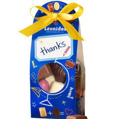 Cutia tematică Thanks este creată ca gest de mulțumire. Mulțumește-le profesorilor tăi cu delicioasele noastre praline Leonidas care cu siguranță vor fi pe placul tuturor